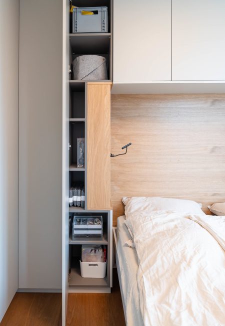 Bettumbau beige Eiche grifflos