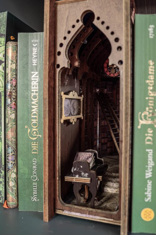 Bücherregal tannengrün Book Nook