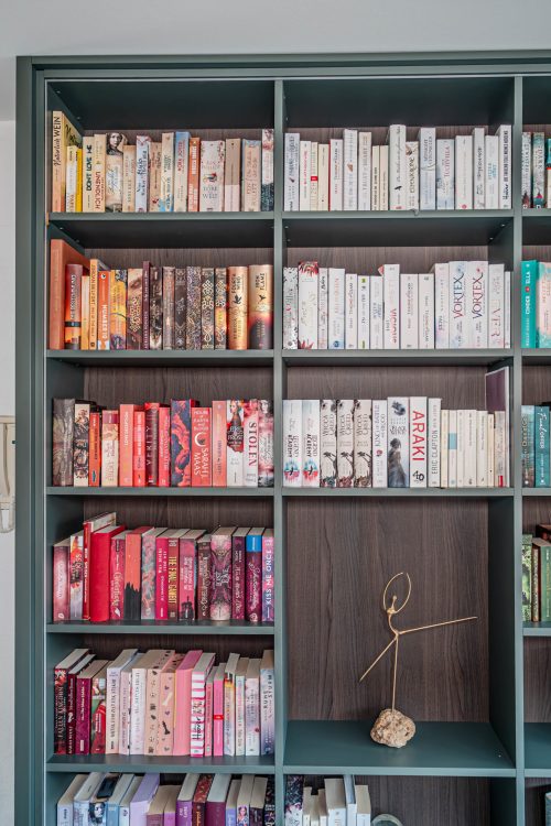 Bücherregal tannengrün LED