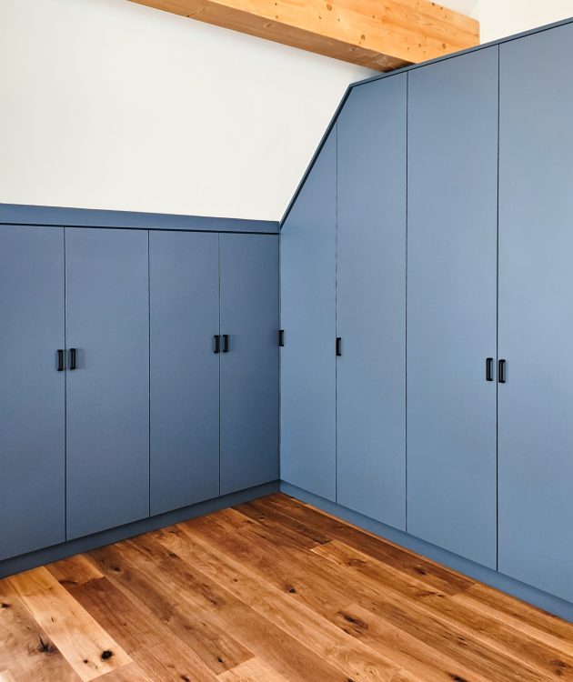 Dachschrägenschrank Kniestockschrank Nebelblau