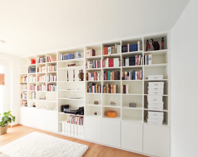 Offene Wohnwand in weiß Wohnzimmerschrank