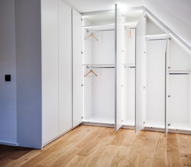 Schrankorganisation: Tipps für mehr Struktur in Deinem Kleiderschrank