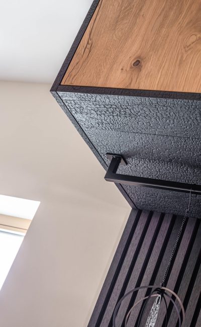 Garderobenschrank schwarz struktur Kohle Eiche Kleiderstange