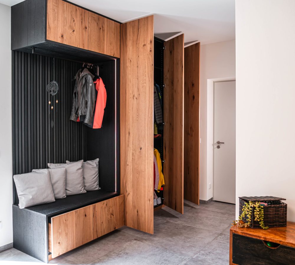 Garderobenschrank schwarz struktur Kohle Eiche LED