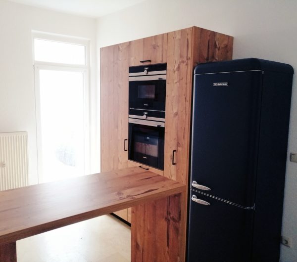 Küche nach Maß Holz