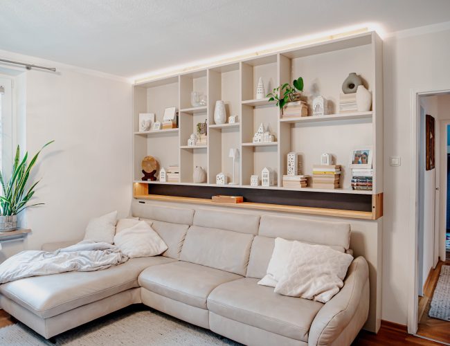 Wohnwand Champagner Inlay Blende Wildeiche LED Leisten